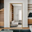 (SEULEMENT 1 PC) Miroir de plancher intégral avec cadre en bois artificiel, design élégant et durabilité