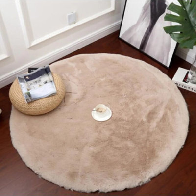 Round Wilton Machine Woven / Power Loomed Area Rug