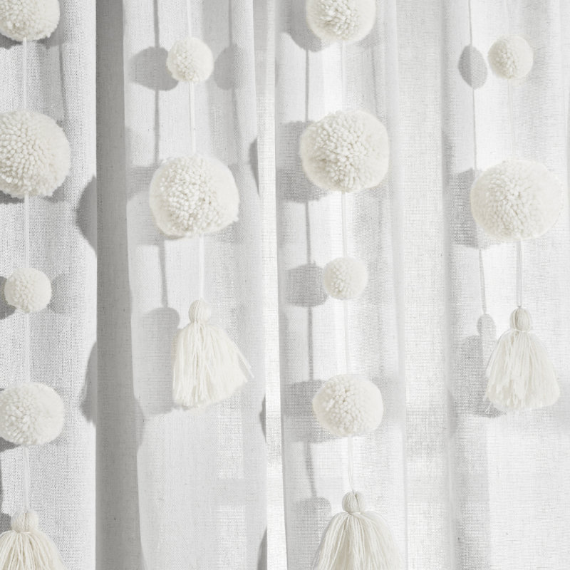 Panneau de rideau simple semi-diaphane avec passe-tringle Tassel Window, Blanc, L 52 po x L 63 po