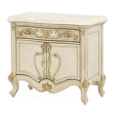 Platine De Royale 34.25'' W Nightstand