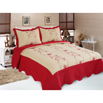 Diana Polyester Floral Quilt