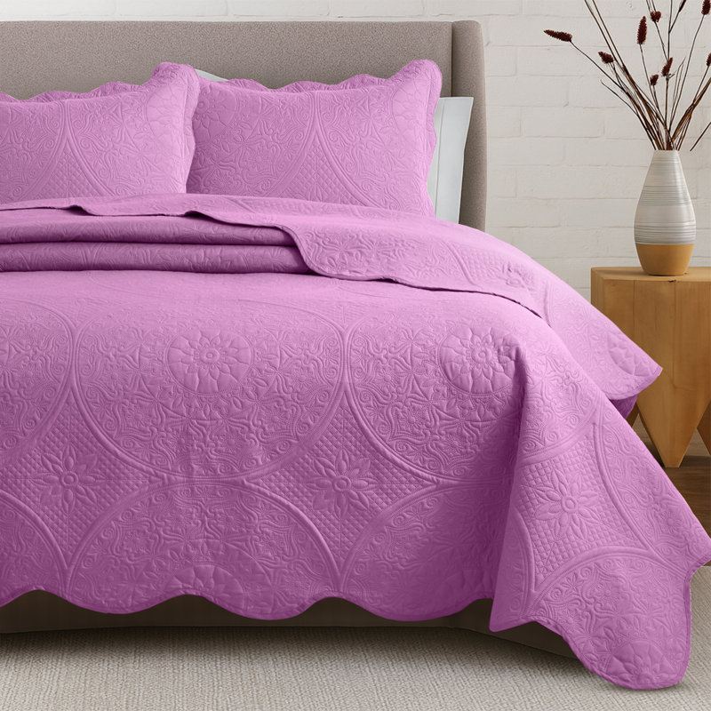 Floral Embossed Quilted Bedspread Set, Oversized and Lightweight Bedding Set with Pillow Shams, Purple