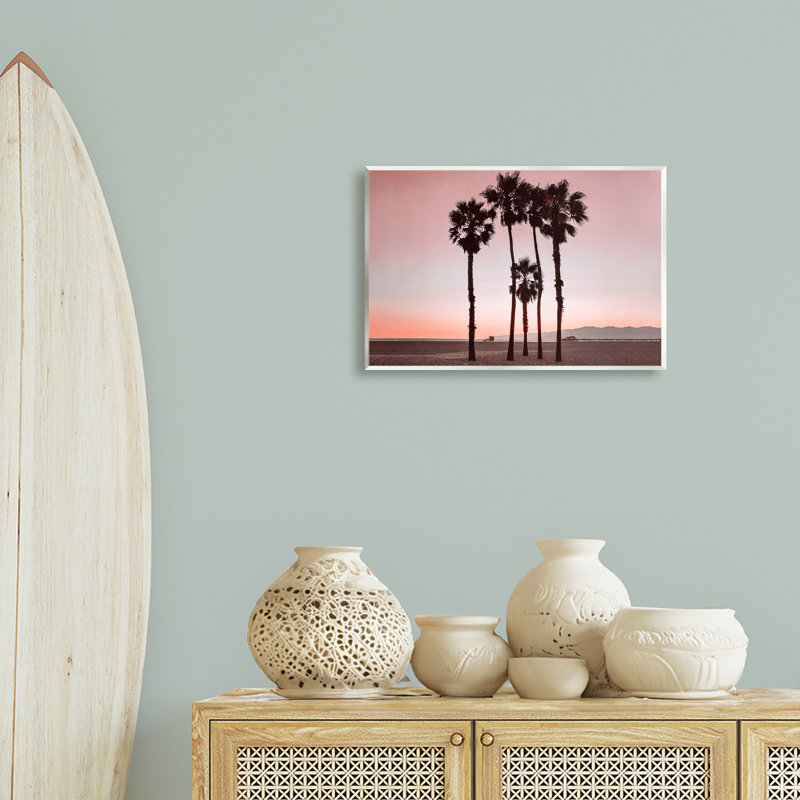 «Cluster of Palm Trees» par Natalie Carpentieri, H 13 po x l 19 po