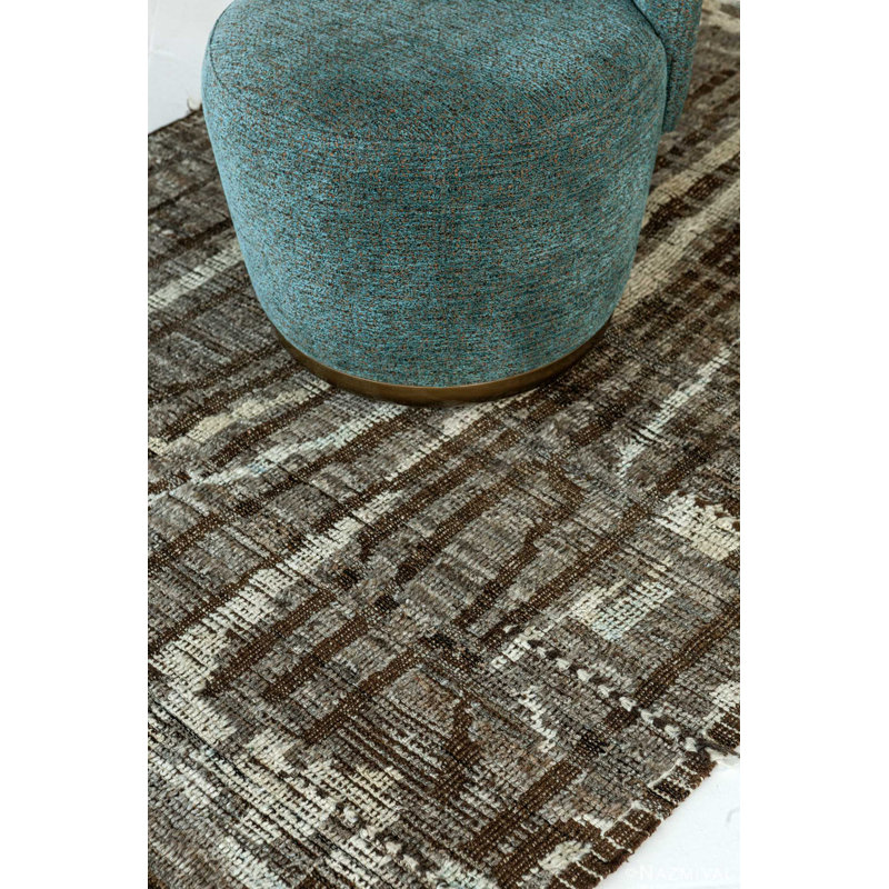Modern Distressed One-of-a-Kind Rectangle 4'11" X 7'10" Area Rug