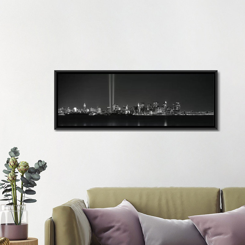 « new york », reproduction de photo sur toile, H 12 po x l 36 po x P 1,5 po, Cadre noir