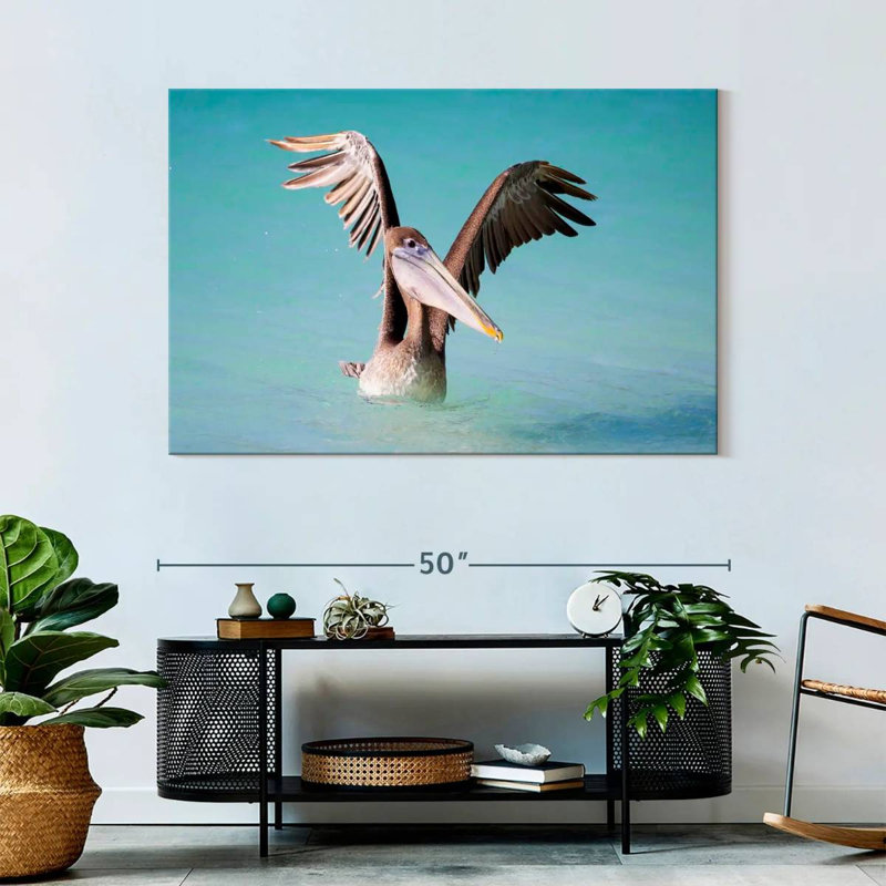 Pélican avec ailes déployées, H 32 po x l 48 po