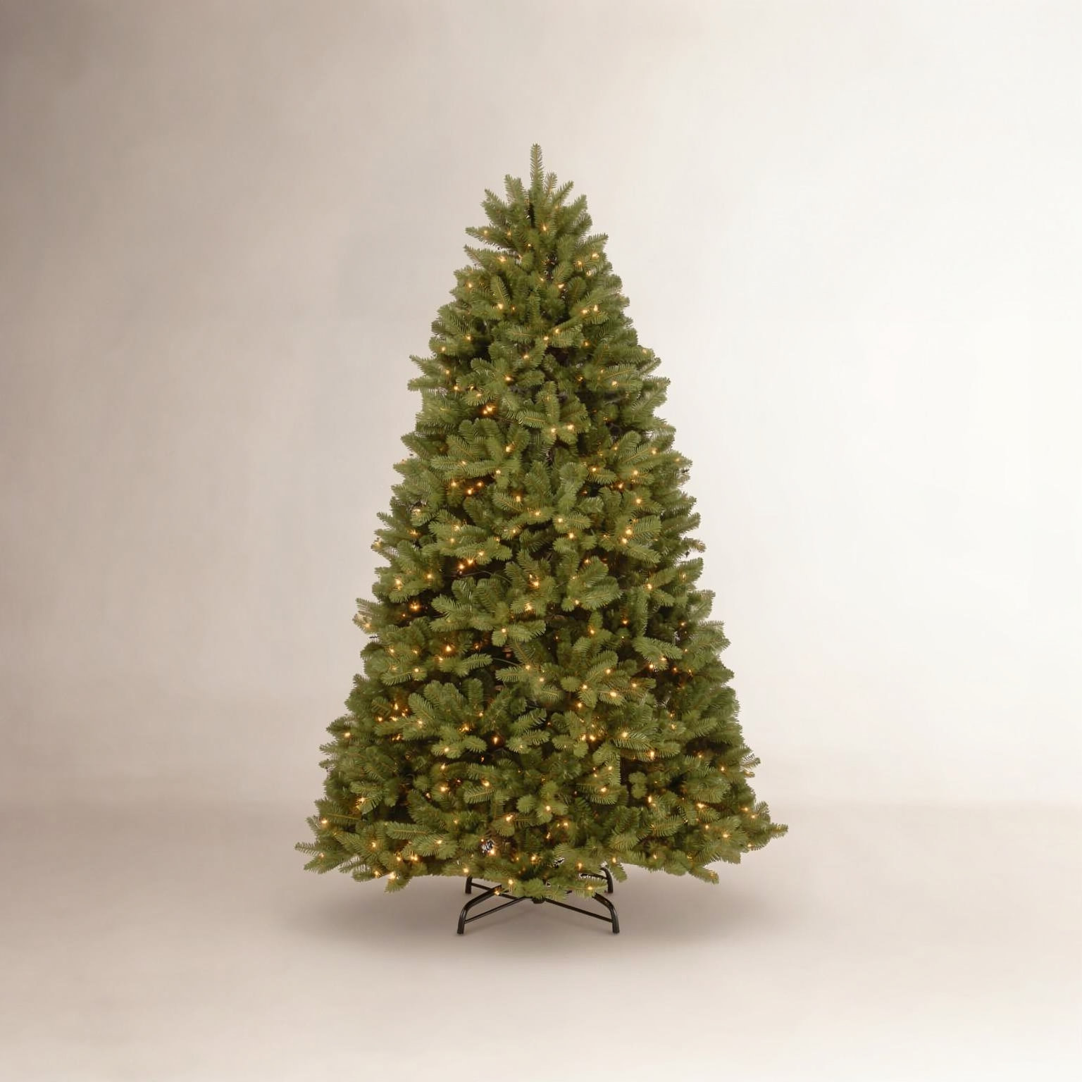 Frosted 7.5' Pre-Lit Spruce Christmas Tree, 6.5'