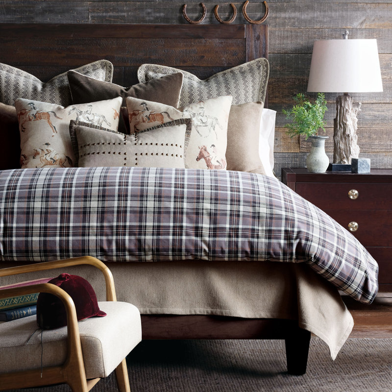 Reign Lumbar Pillow Cover & Insert