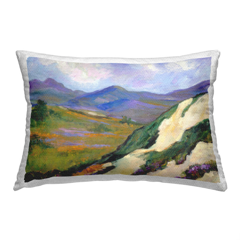 Coussin d'extérieur à imprimé montagne Mountain Hills par Alexi Fine