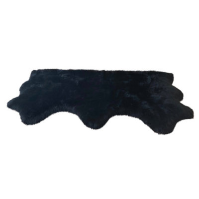 Weyer Performance Sheepskin Indoor Rug