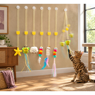 Pour le jeu intérieur, le plaisir et l'exercice, cet ensemble de 6 PCS utilise des jouets de plumes interactifs suspendus et rétractables.