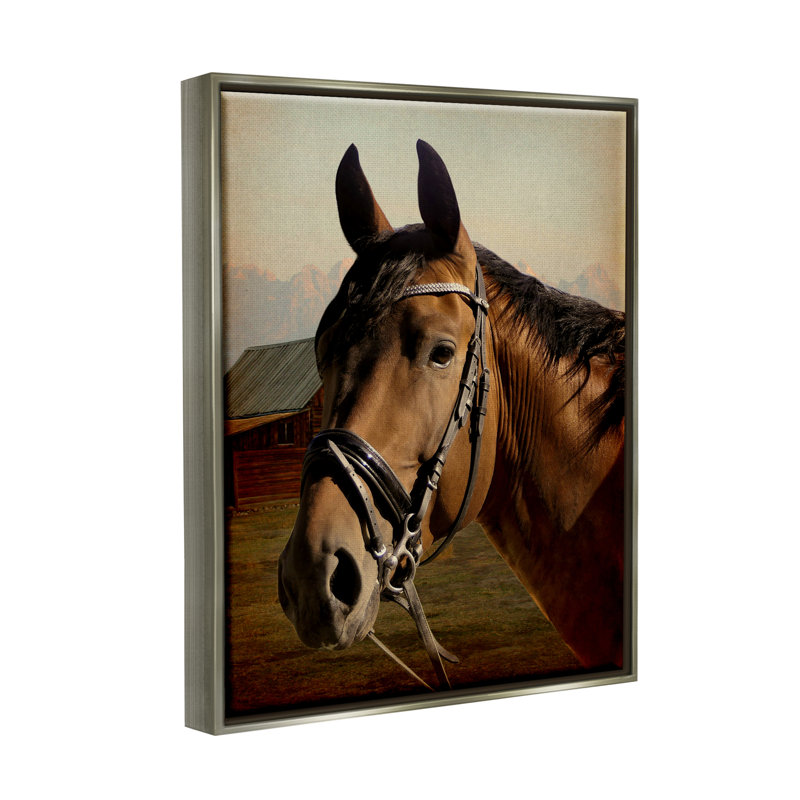 Portrait de cheval brun encadré sur toile par Marcus Prime, H 31 po x l 25 po x P 1,7 po, Cadre flottant gris lustré