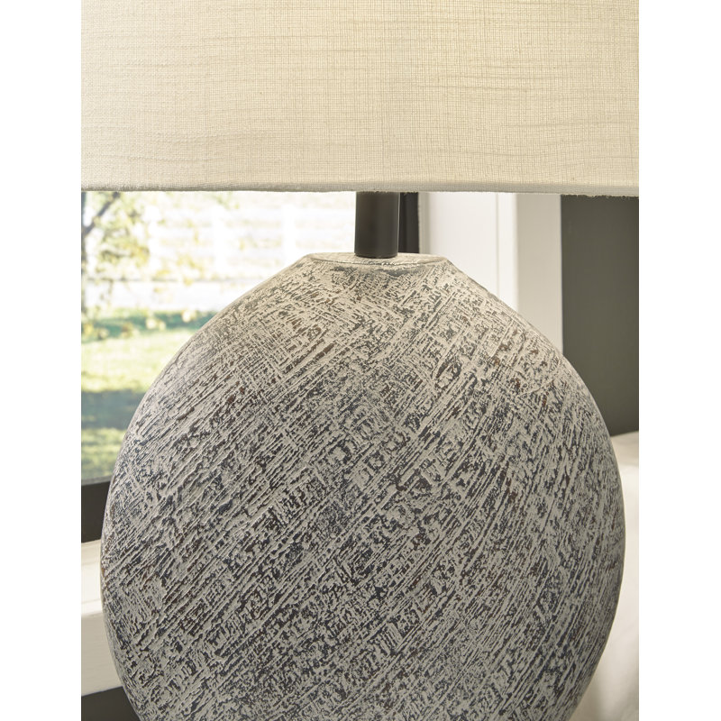 Harif Table Lamp