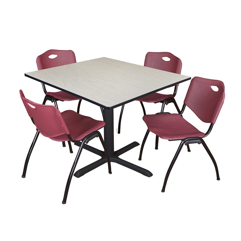 Table de salle à manger Neyland Cain, Bourgogne, H 29 po x l 48 po x P 48 po, Érable