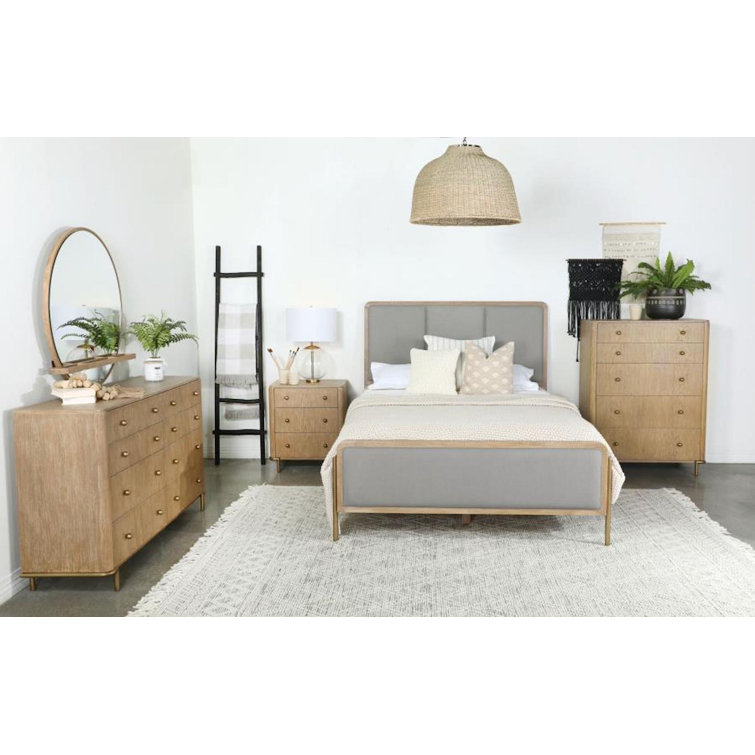 Hokku Designs Newcomer 4 Piece Bedroom Set