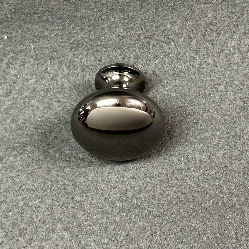 (Paquet de 5) Poignée lisse Avante de 1-1 / 4 po, Nickel satiné / noir