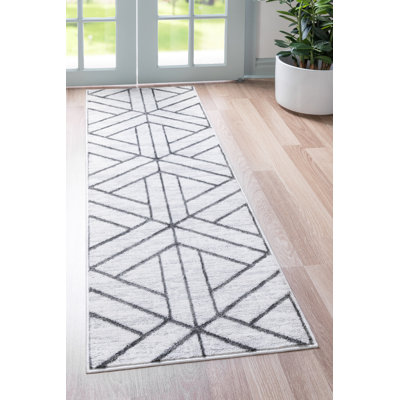 Rochele Geometric Indoor Rug