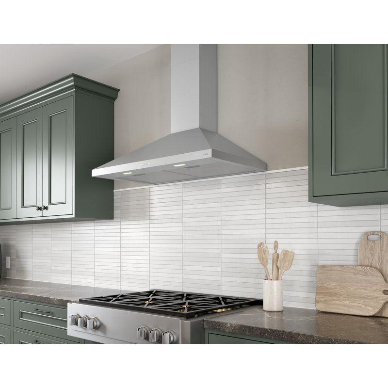 Zephyr Brisas 30 In. 600 CFM Traditional Wall Mount Range Hood With LED Lights In Stainless Steel