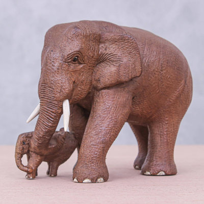 Animals Figurines & Sculptures