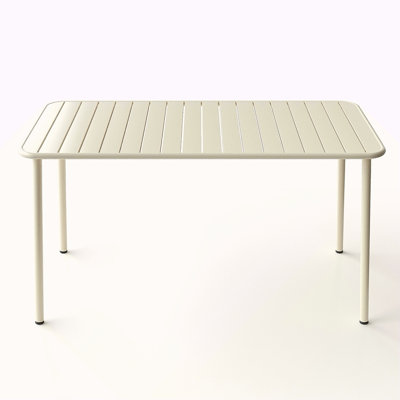 Longue table de salle à manger d'extérieur Villa Courtyard