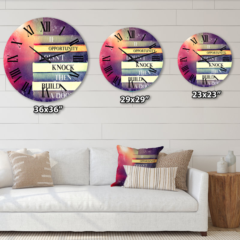 Horloge murale traditionnelle «If l'occasion ne frappe pas», Moyenne