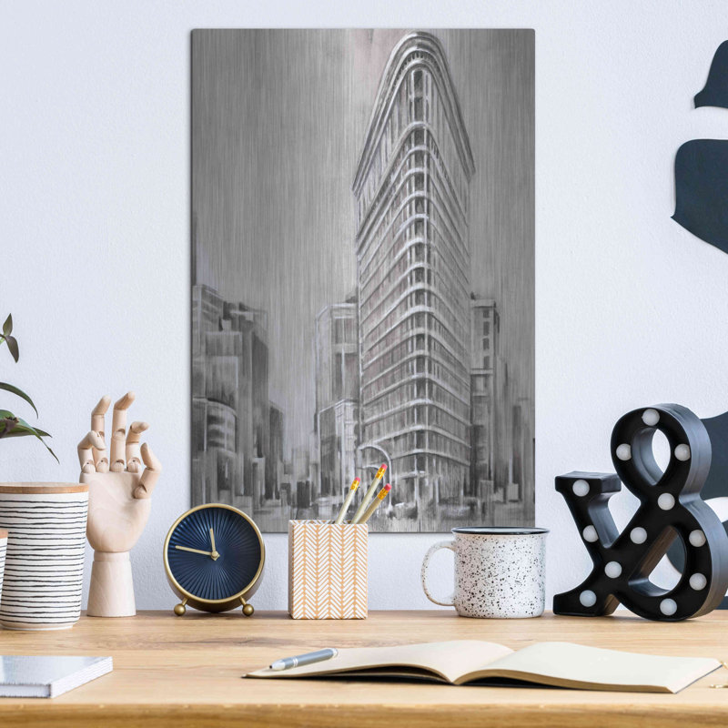 «Art Deco Cityscape II» par Ethan Harper - reproduction non encadrée, L 12 po x H 16 po