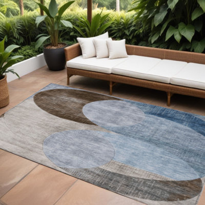 Tapis intérieur / extérieur lavable 9 pi x 12 pi bleu brun et beige à motif géométrique