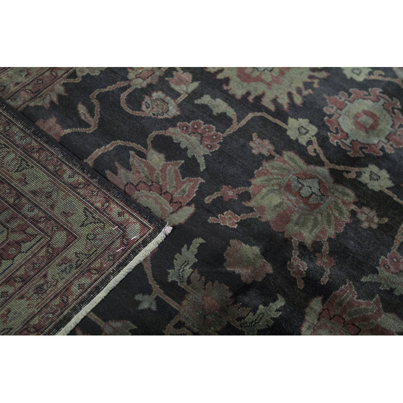Tapis noir de haute qualité noué à la main