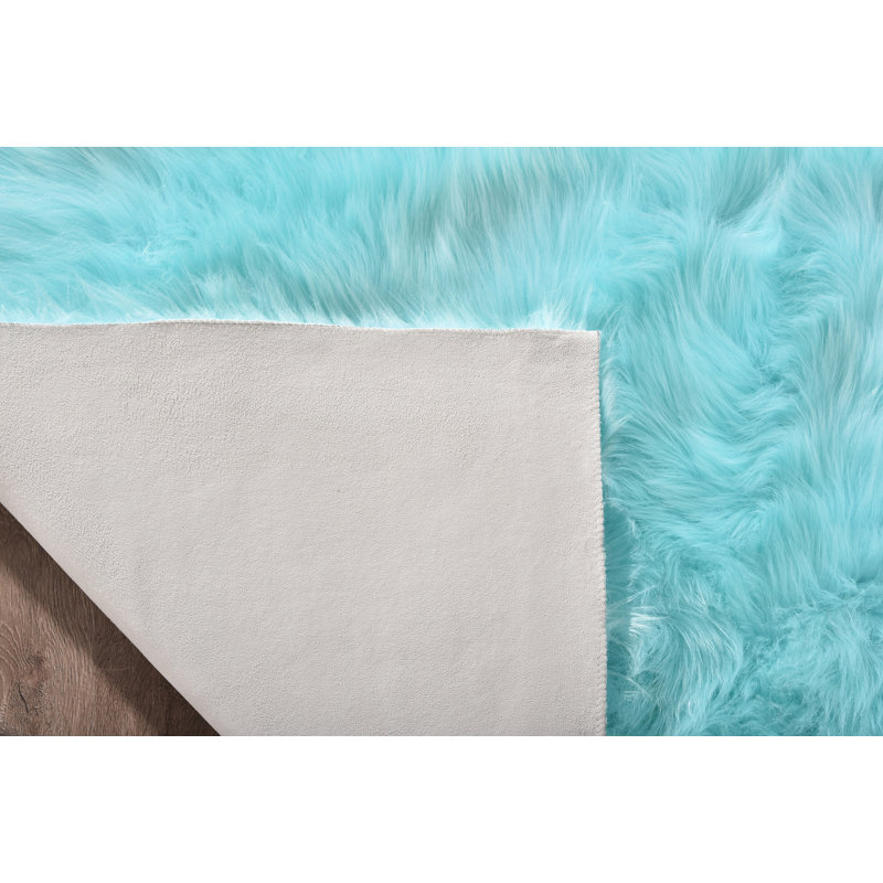 Jeremial Faux Sheepskin Indoor Rug, Rectangle 5' x 6'6"