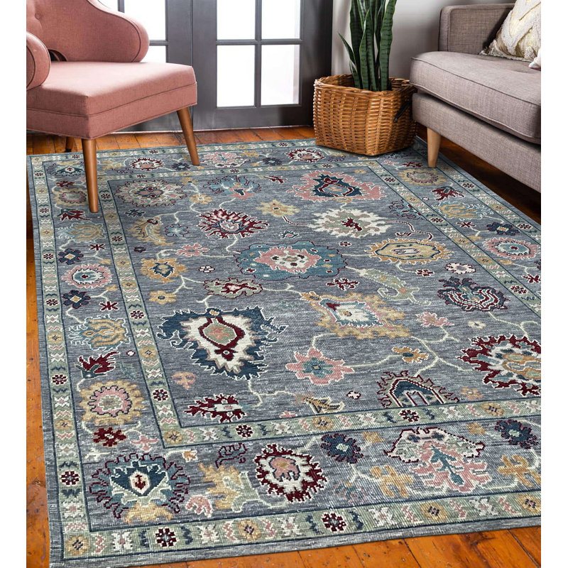 Elegant Gray Hand-Knotted Wool 8' x 10' Mahal Rug