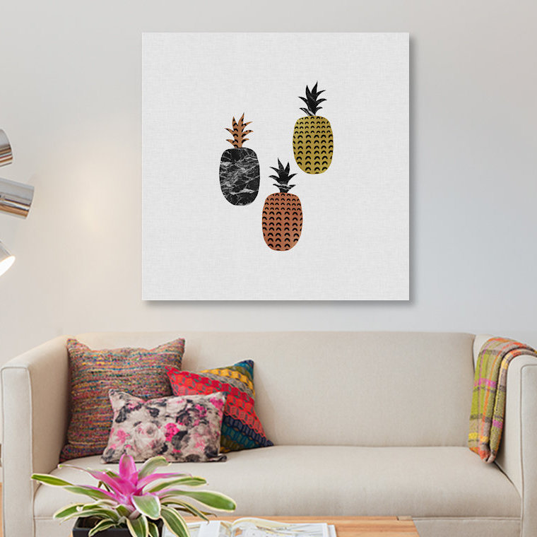 «Scandi Pineapples», impression sur toile, H 48 po x l 48 po x P 1,5 po, Toile tendue, Pas de tapis