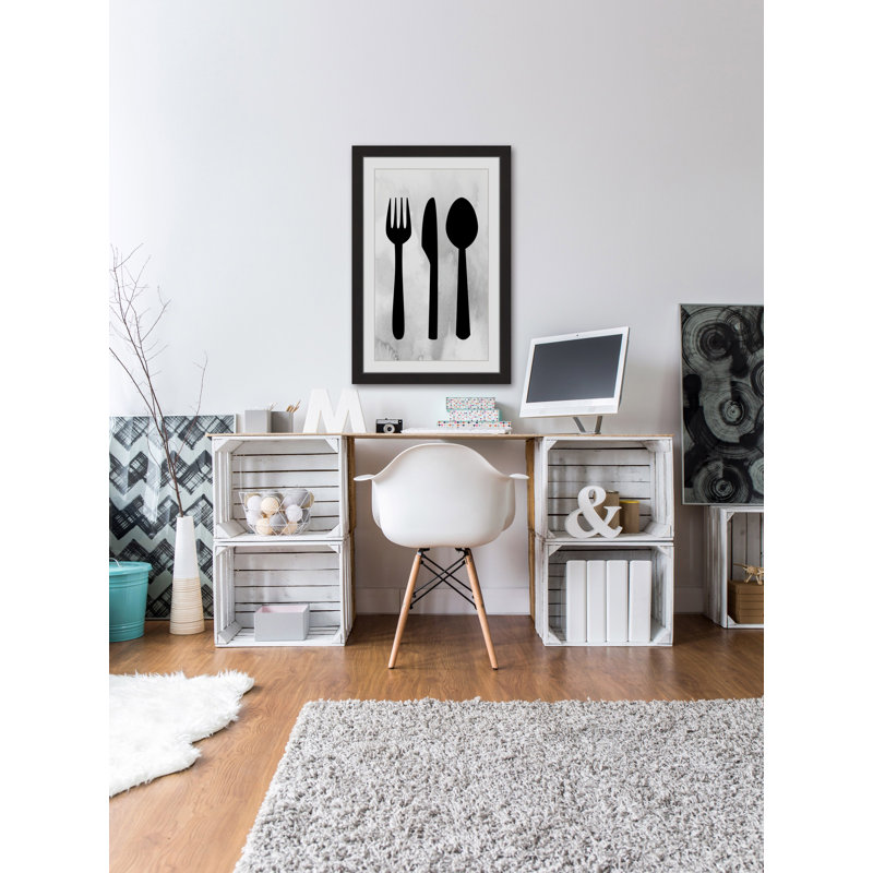 «Silverware» par Diana Alcala - Reproduction d'art graphique sur papier encadré, H 45 po x l 30 po x P 1,5 po