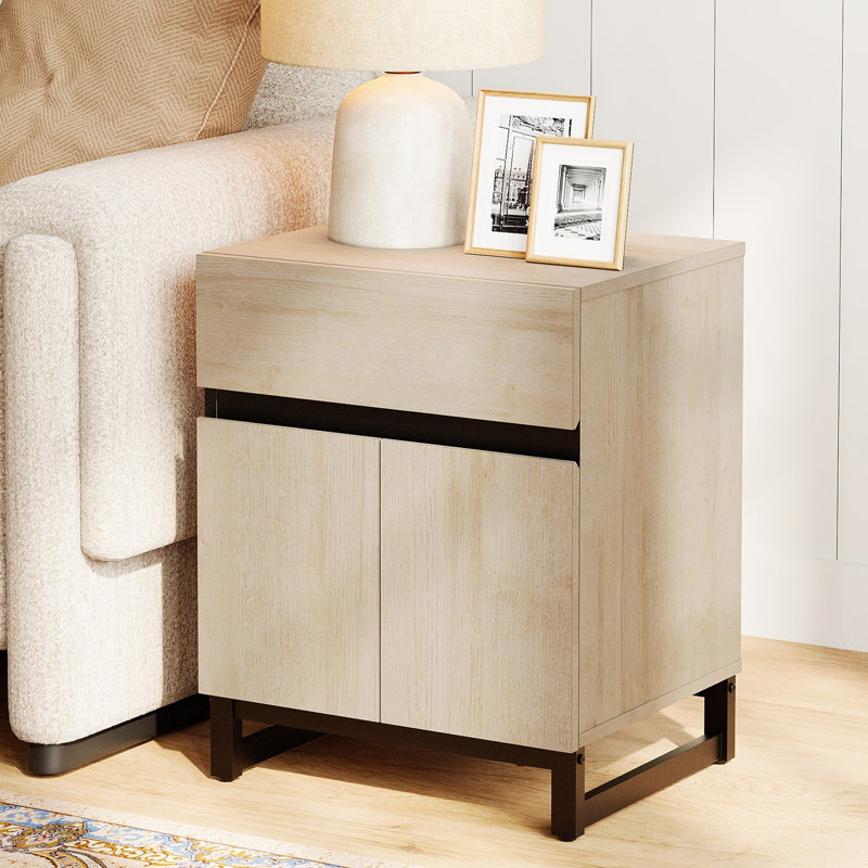 Table de bout moderne avec 1 tiroir et 1 armoire de rangement Aadam, Beige