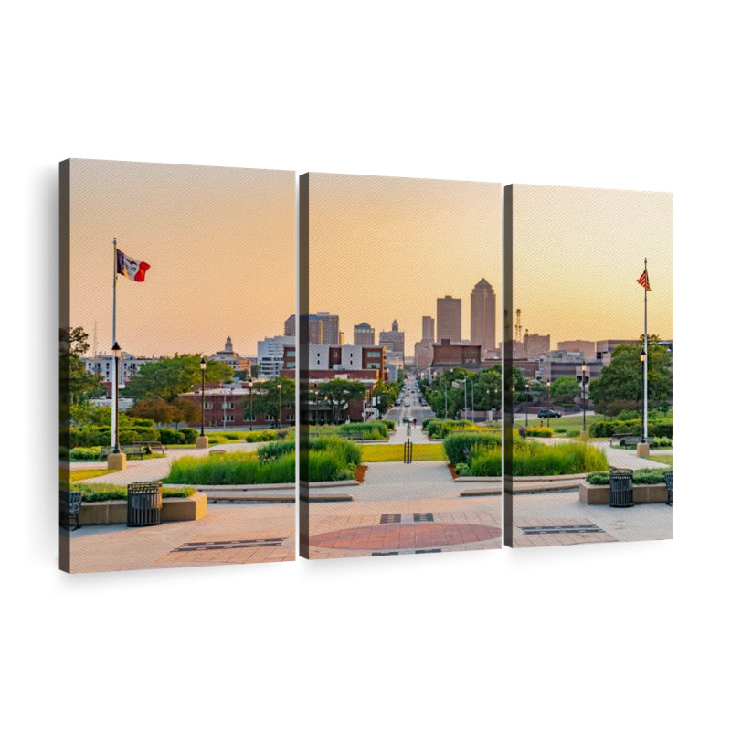 «Des Moines Park And Skyline», 3 pièces, H 42 po x l 65 po 