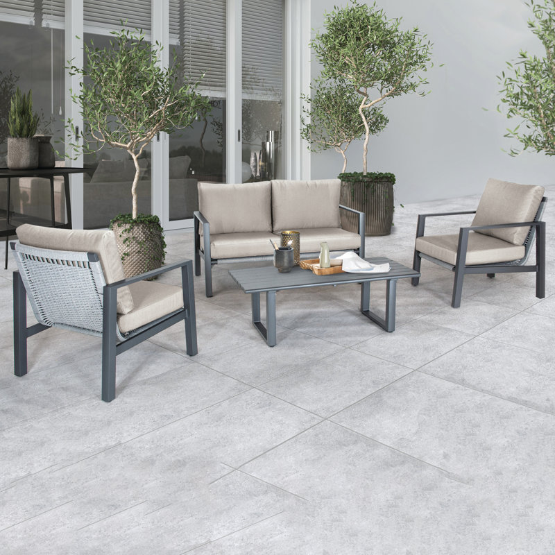 Larno Lounge Set