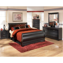 Barringer Place 5 Pc Merlot Dark Wood King Bedroom Set With 3 Pc King Panel  Bed, Nightstand, Tall Chest - Rooms To Go