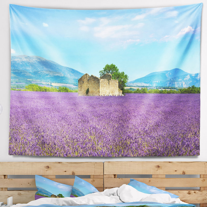 Paysage, vieille maison et arbre dans un champ de lavande, H 32 po x l 39 po