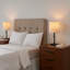Lighting, ensemble de 2, lampe de table h, 17 po, port USB inclus, métal noir, abat-jour beige, contemporain-170004350-170004351