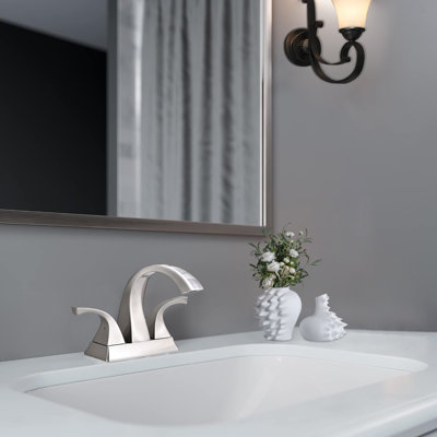 Centerset 2-handle Bathroom Faucet with Drain Assembly