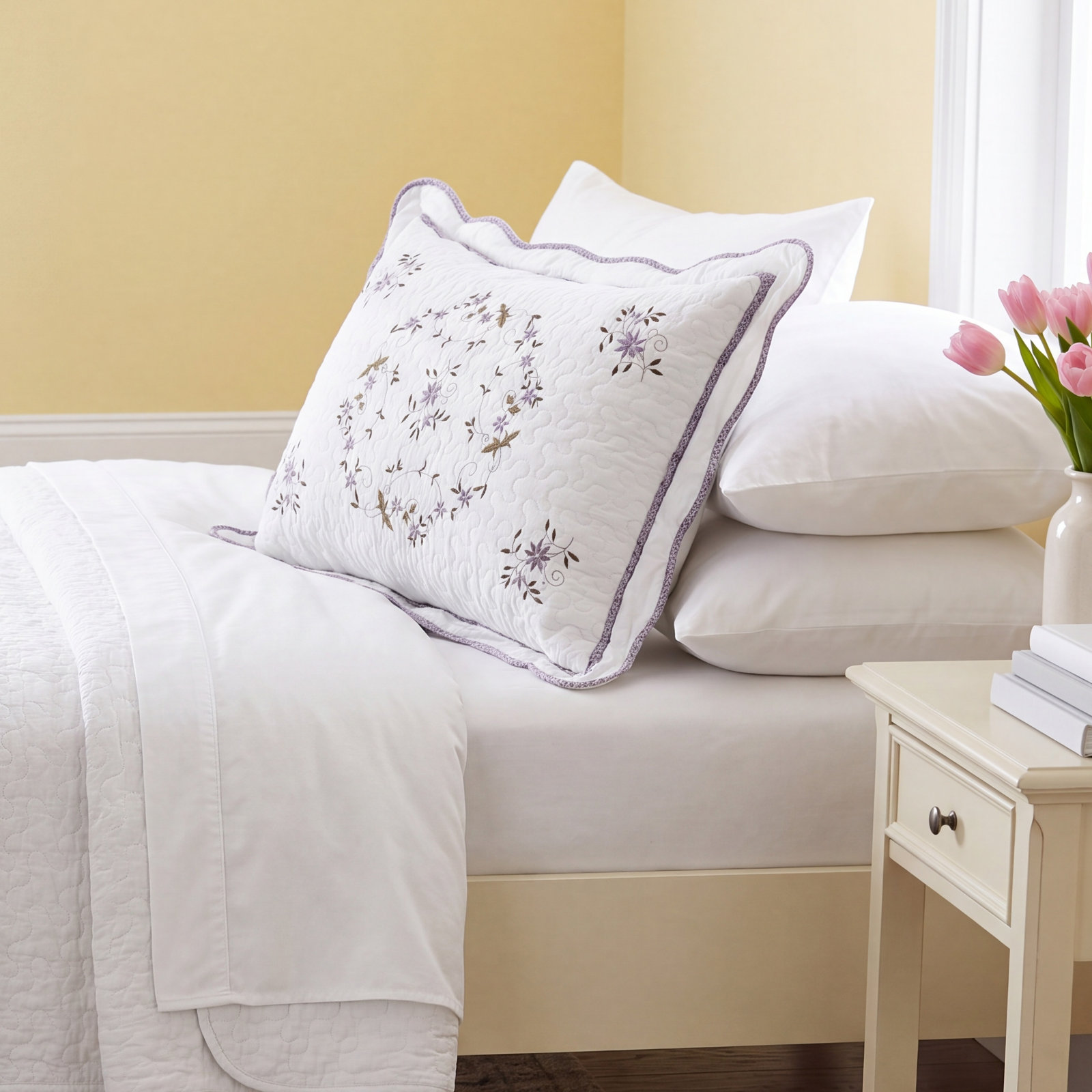 Gwen Scalloped Pillow Sham