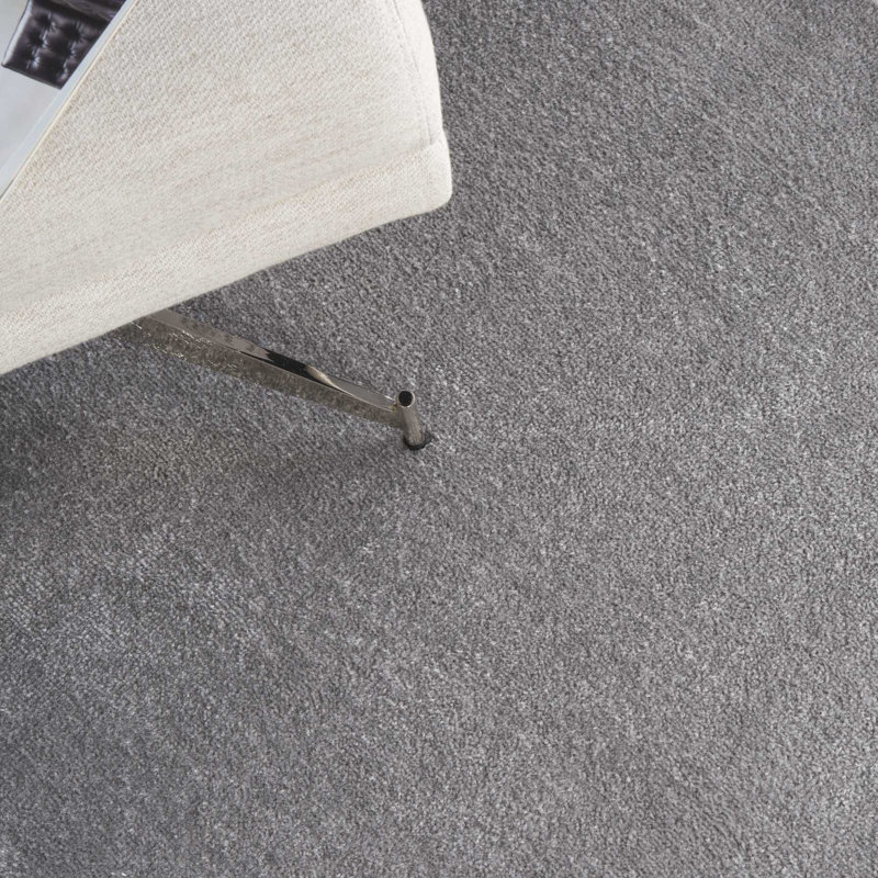 Mullican Sandy Solid Silver/Grey Easy Care Indoor/Outdoor Area Rug, Rectangle 5' x 7'