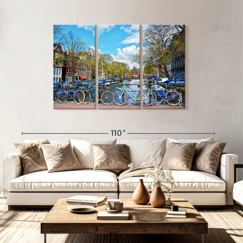Lilie Amsterdam, vélos sur le pont, H 48 po x l 74 po