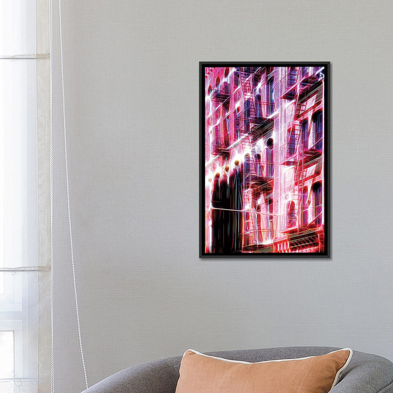 «Red Facade» sur toile, H 26 po x l 18 po x P 1,5 po, Toile avec cadre noir, Pas de tapis