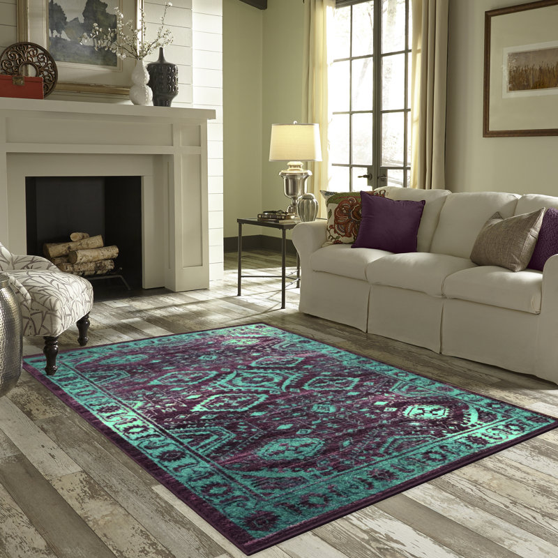 Eual Oriental Indoor Rug, Rectangle 5' x 7'
