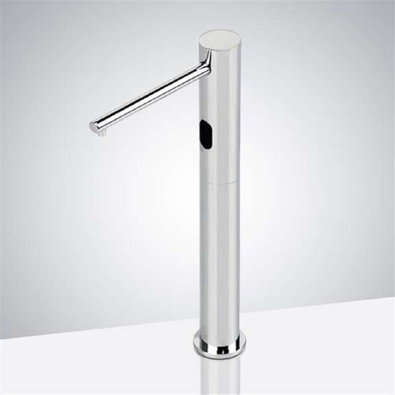 Douche de pluie de plafond Reno avec finition orange audacieuse de luxe moderne pour douche de style spa