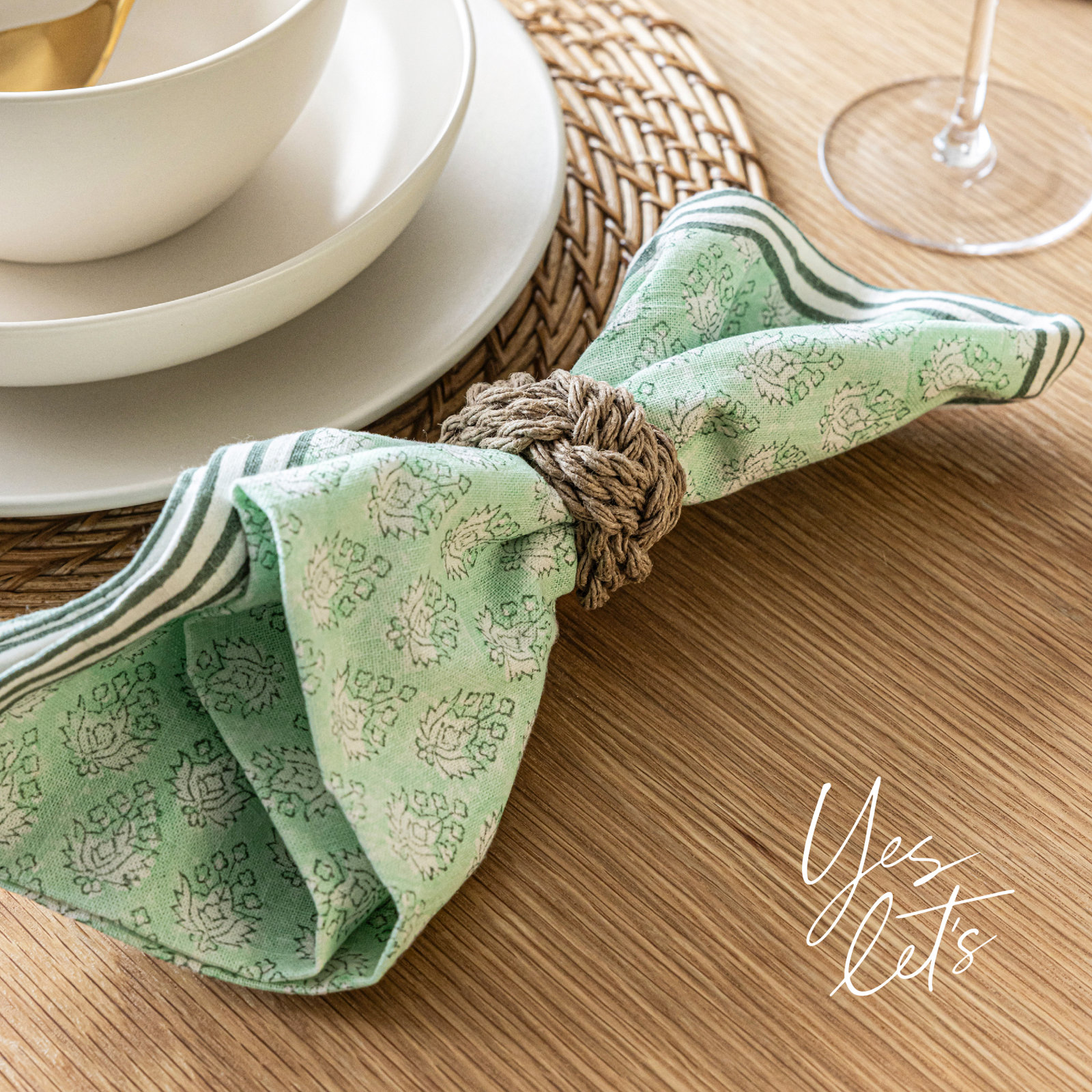 over&back Hand-Blocked Napkins, Set of 4, Green Leaf