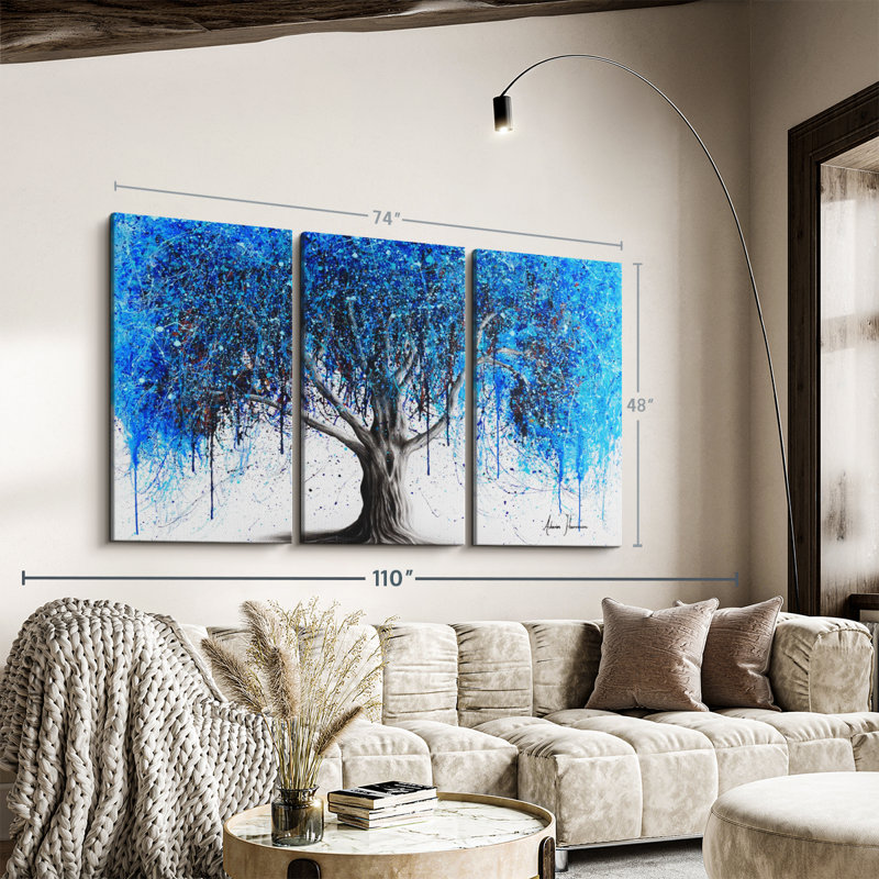 «Blue Moonlight Tree» sur toile, H 48 po x l 74 po x P 1,25 po