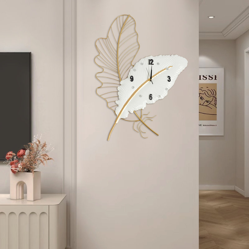 Feather-Shaped Wall Clock