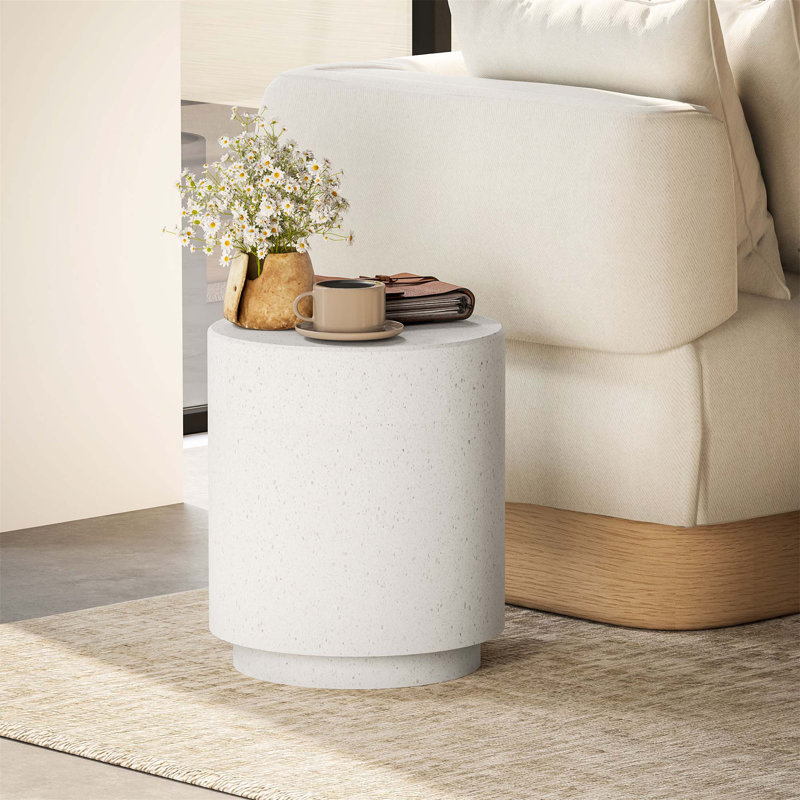 Stylish Reclining Sofa with Built-in USB Charging, Perfect for Relaxation and Modern Living Spaces.