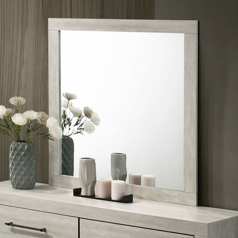 Jennilynn Mirror